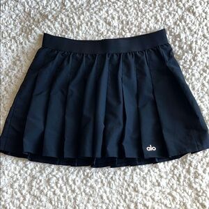 NWOT ALO Yoga Women's Black Pleated Skirt